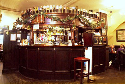 不是一場大火就能毀掉的倫敦酒吧。 不是一場大火就能毀掉的倫敦酒吧。