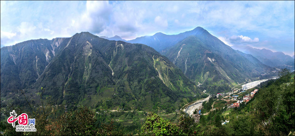 虹口景區那令人震撼的絕美景色 虹口景區那令人震撼的絕美景色