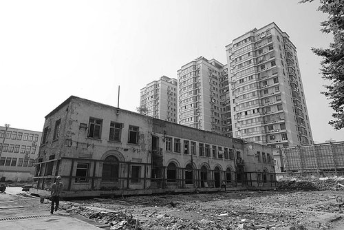 明國建筑被整體平移 明國建筑被整體平移
