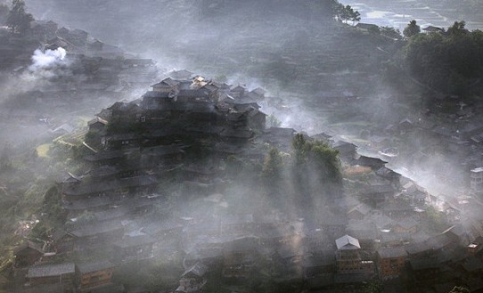 炊煙裊裊的西江晨景 炊煙裊裊的西江晨景