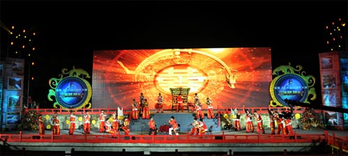 通宇藝術(shù)團(tuán)吹笙鼓瑟?dú)g慶石膏山攝影頒獎(jiǎng)盛典 通宇藝術(shù)團(tuán)吹笙鼓瑟?dú)g慶石膏山攝影頒獎(jiǎng)盛典
