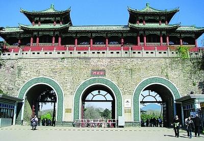 南京玄武門。 南京玄武門。