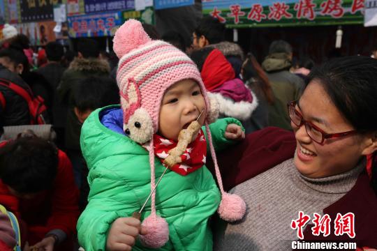 三十余萬海內(nèi)外游客領略青島傳統(tǒng)廟會獨特魅力