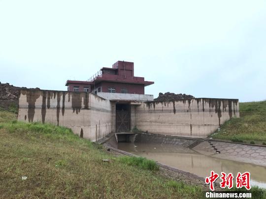 洞庭湖內最大矮圍實施爆破拆除欲再現八百里洞庭