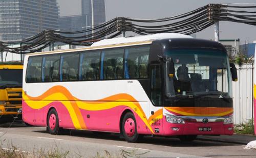 冠忠環島跨境巴士 圖片來源:香港大公報